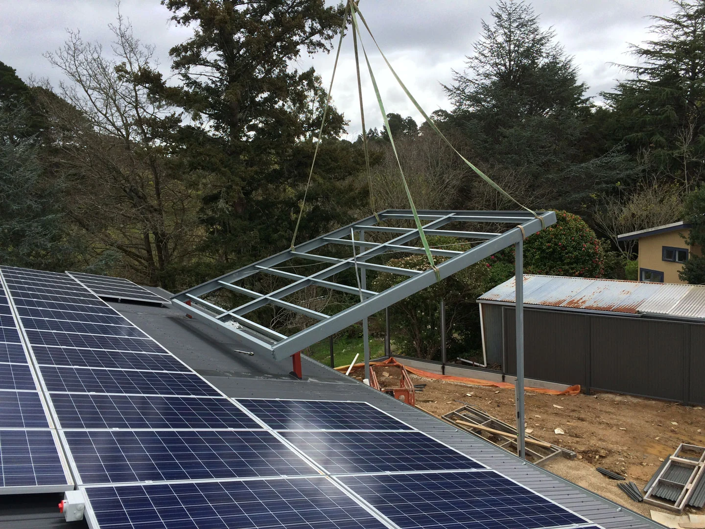 Galvanised steel support frame for rooftop solar panels